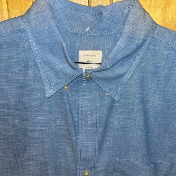 Gap men’s large chambray button down - Picture 3 of 11